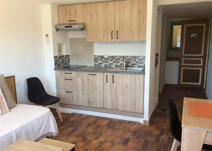 2 Pieces Pied Dans L'eau Bed and Breakfast