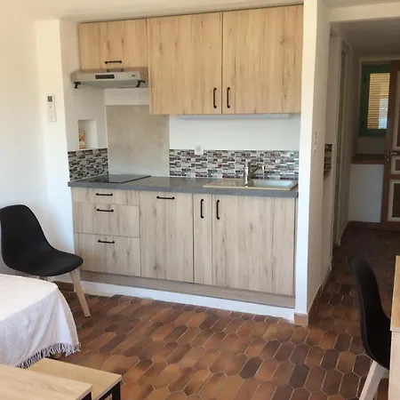 2 Pieces Pied Dans L'eau B&B