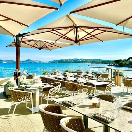 Bed & Breakfast 2 Pieces Pied Dans L'eau 4*