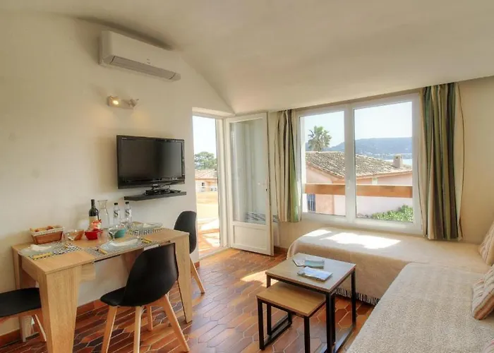 2 Pieces Pied Dans L'eau